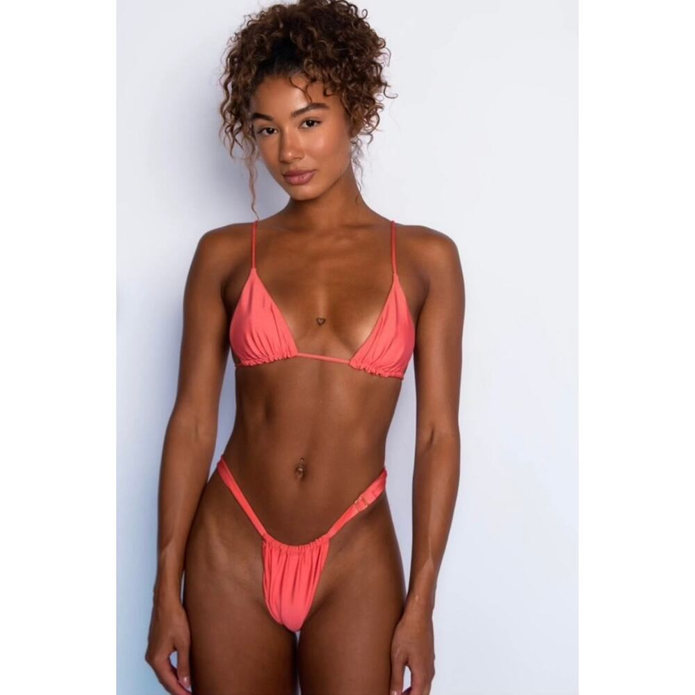 Skatie• ‘Ella’ Bikini Top in WATERMELON